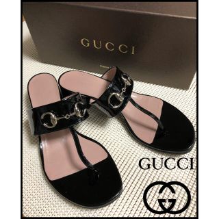 グッチ(Gucci)の【美品】GUCCI  サンダル　ホースビット　付属品　エナメル　ブラック(サンダル)