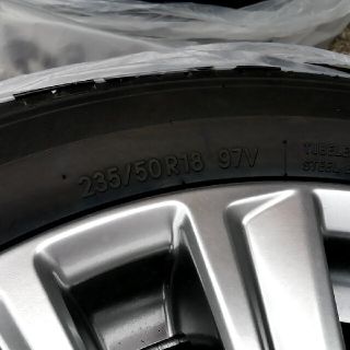 30アルファード純正 Sタイプゴールド 18インチ　235/50R18