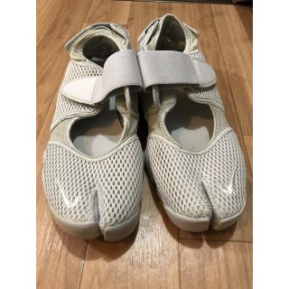 ナイキ(NIKE)のナイキ　エアリフト　 NIKE  AIR RIFT グレー 28.0㎝ (スニーカー)