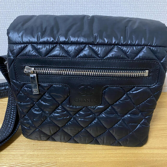 CHANELショルダーバック