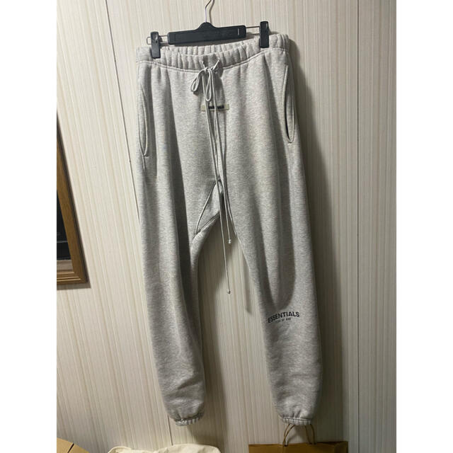 essentials sweat pants sサイズ