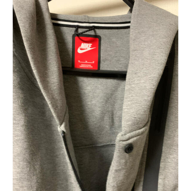 NIKE(ナイキ)のNIKE テックフリースベスト　M レディースのトップス(パーカー)の商品写真