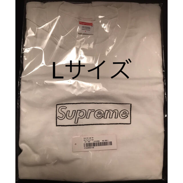 Supreme(シュプリーム)のSupreme KAWS Chalk Logo Tee Lサイズ 白 メンズのトップス(Tシャツ/カットソー(半袖/袖なし))の商品写真