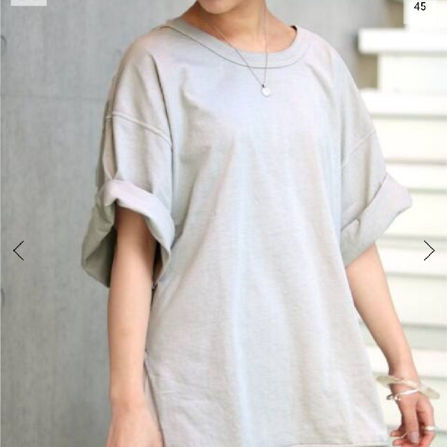 IENA(イエナ)のイエナ　R JUBILEE別注バックボタンカットソー レディースのトップス(Tシャツ(半袖/袖なし))の商品写真