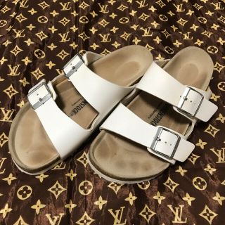 ビルケンシュトック(BIRKENSTOCK)のビルケンシュトック  アリゾナ　(サンダル)