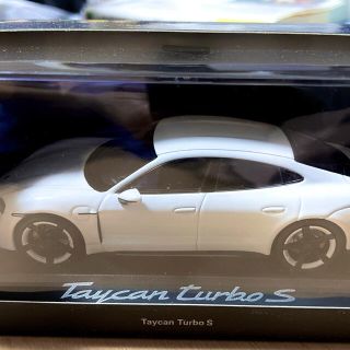 ポルシェ(Porsche)の希少　ポルシェ　タイカン　ターボsミニカー 新品未開封　1/43 (ミニカー)