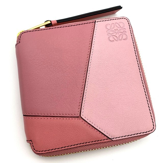 日本製】 LOEWE ピンク❤ ラウンドファスナー 折り財布 パズル ロエベ