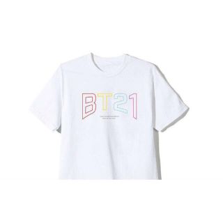 ボウダンショウネンダン(防弾少年団(BTS))の新品　bt21 assc tシャツ　半袖カットソー(Tシャツ/カットソー(半袖/袖なし))