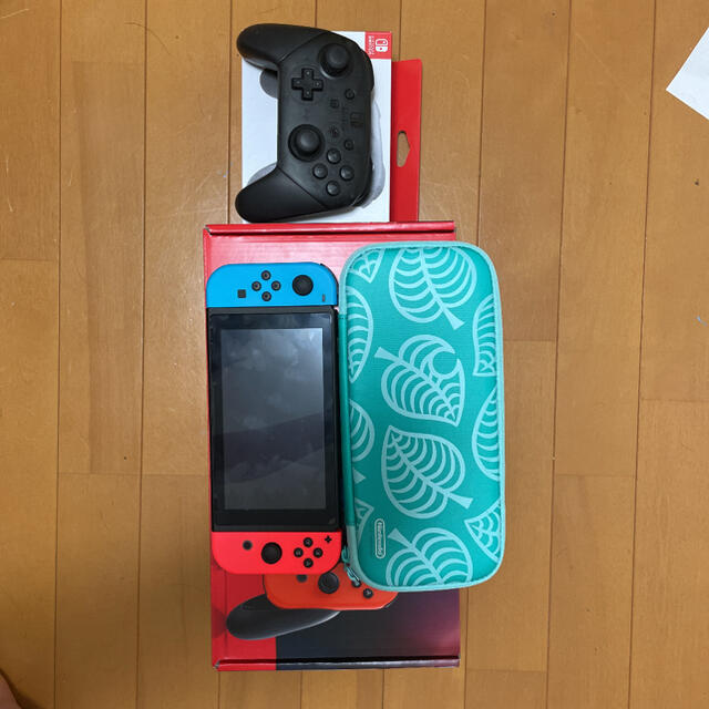 任天堂Switch本体 プロコントローラのサムネイル