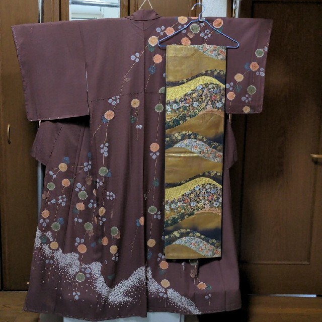 着物 小紋 袷 一月柄 正月 洗える着物 化繊 かわいい 珍しい 日本舞踊 稽古