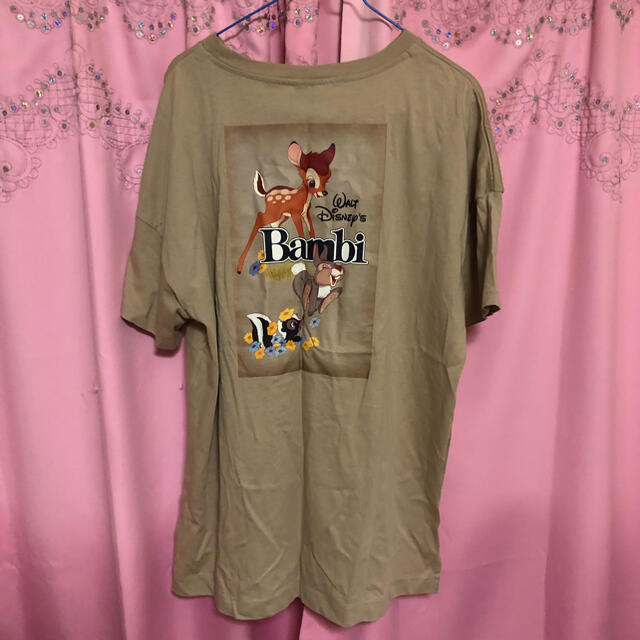 GU(ジーユー)のGU×DisneyコラボTシャツ レディースのトップス(Tシャツ(半袖/袖なし))の商品写真