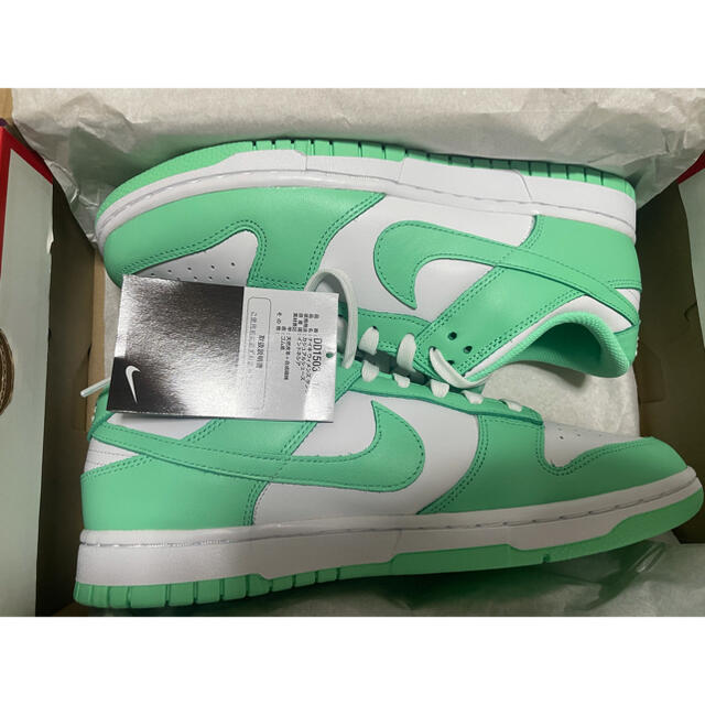 NIKE(ナイキ)のNIKE WMNS DUNK LOW "GREEN GLOW" 27 レディースの靴/シューズ(スニーカー)の商品写真