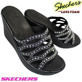 スケッチャーズ(SKECHERS)の新品25％OFF♪メチャかわ♪スケッチャーズ大人キラキラウェッジサンダル/24(サンダル)