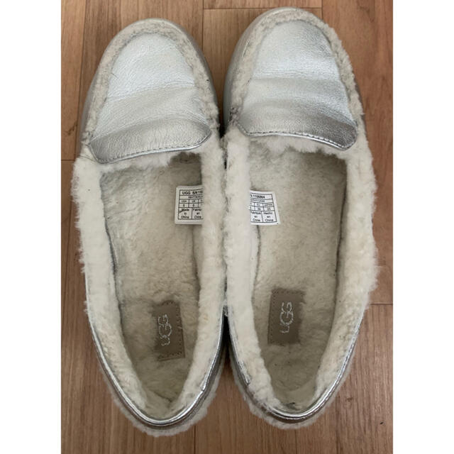 レア　正規品 UGG アグ　ヘイリー メタリックシルバー 25cm