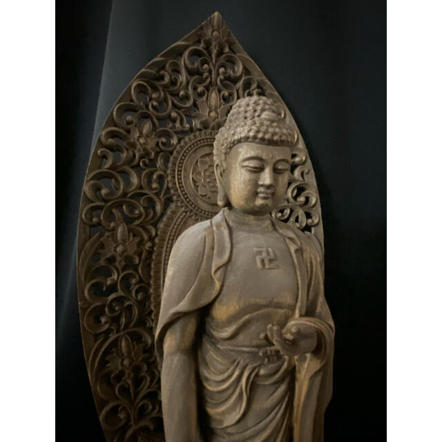 エンタメ/ホビー井波彫刻大型高52cm 仏教工芸　香樟材　古美術 仏師で仕上げ品 阿弥陀如来立像