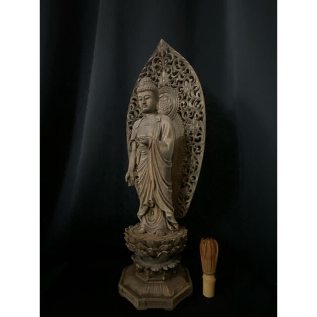高40cm 井波彫刻 一刀彫り　時代彫刻　仏教工芸品　香樟材　勢至観音菩薩座像