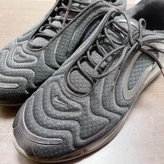 ナイキ(NIKE)のNIKE エアマックス　720 トリプルブラック お値下げ相談〇(スニーカー)