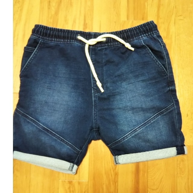 ZARA(ザラ)のZARA MAN SOFT STRETCH Denim jeansショートパンツ メンズのパンツ(ショートパンツ)の商品写真