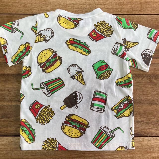 ハンバーガー　Tシャツ110 キッズ/ベビー/マタニティのキッズ服男の子用(90cm~)(Tシャツ/カットソー)の商品写真