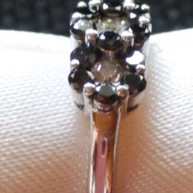 hororon様専用　ブラックダイヤモンド　リング レディースのアクセサリー(リング(指輪))の商品写真