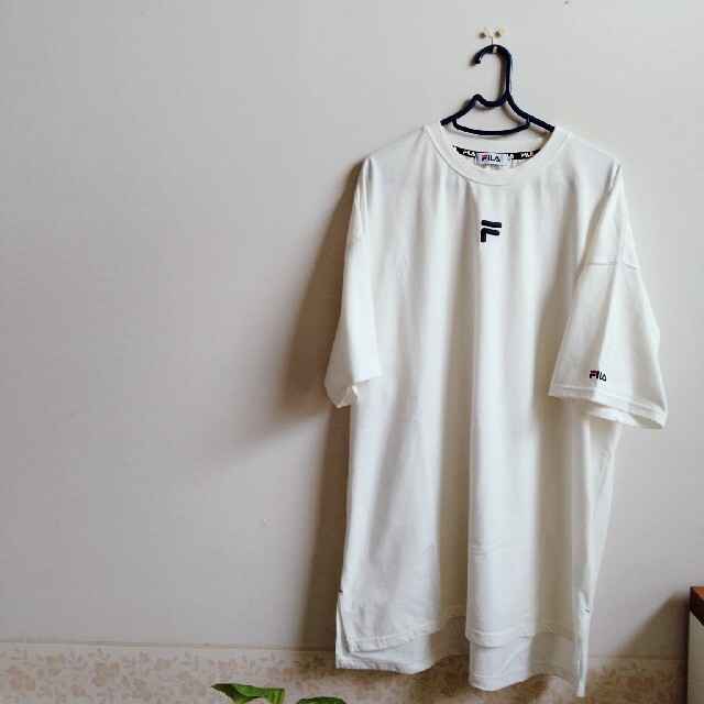 FILA(フィラ)のFILAロングTシャツ レディースのトップス(Tシャツ(半袖/袖なし))の商品写真