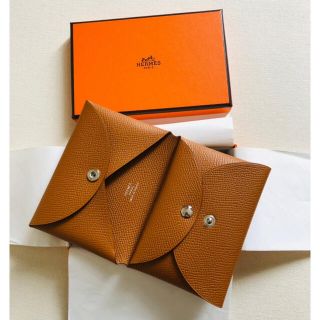 エルメス(Hermes)の【イズム様専用】HERMES カルヴィデュオ　 ゴールド(財布)