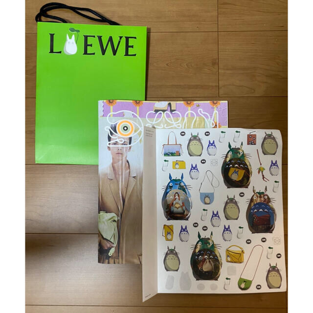 LOEWE(ロエベ)のsoldout！ロエベ  トトロ　コラボ　シール　セット レディースのバッグ(ショップ袋)の商品写真