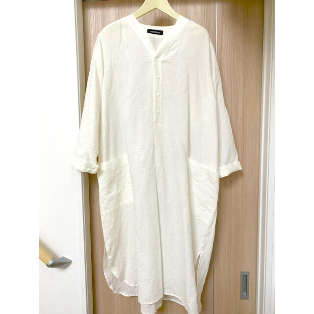 nest Robe(ネストローブ)のrehellinen base line long shirt レディースのワンピース(ロングワンピース/マキシワンピース)の商品写真