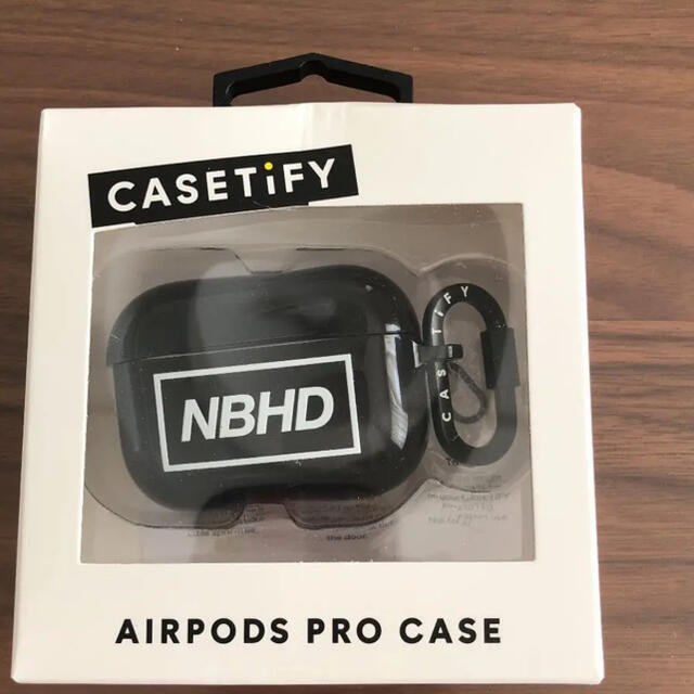 NEIGHBORHOOD(ネイバーフッド)のneighborhoodx CASETiFY AirPodsPro ケース スマホ/家電/カメラのオーディオ機器(ヘッドフォン/イヤフォン)の商品写真