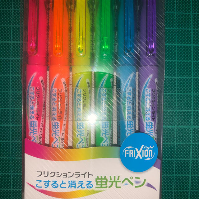 PILOT(パイロット)のフリクションライト（蛍光ペン）⭐️６色セット インテリア/住まい/日用品の文房具(ペン/マーカー)の商品写真