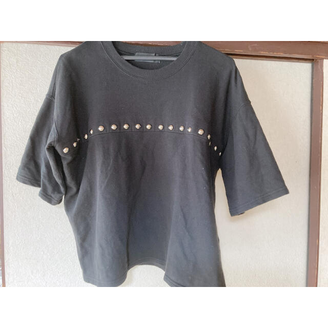 ZUCCa(ズッカ)のzucca スタッズ　Tシャツ レディースのトップス(Tシャツ(半袖/袖なし))の商品写真