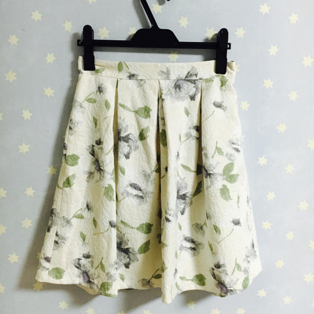 MISCH MASCH(ミッシュマッシュ)のMISCH MASCH♡花柄ジャガードスカート レディースのスカート(ミニスカート)の商品写真