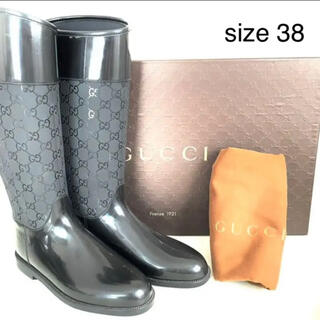 グッチ(Gucci)の美品　GUCCI レインブーツ　ブラック　size38 (24cm相当)(レインブーツ/長靴)