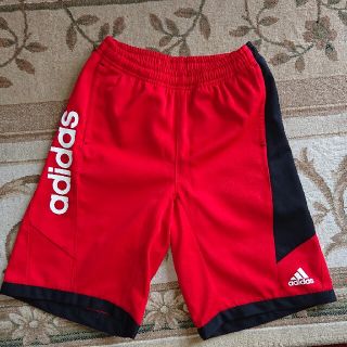 アディダス(adidas)のadidas ハーフパンツ(パンツ/スパッツ)