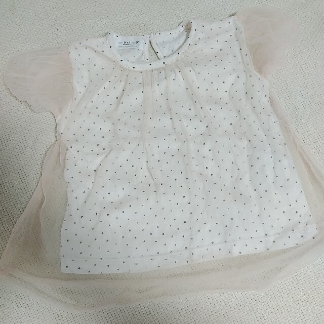 ZARA(ザラ)のZARA チュールTシャツ＋韓国 花柄半袖フリルロンパース キッズ/ベビー/マタニティのベビー服(~85cm)(Ｔシャツ)の商品写真