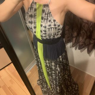 ビーシービージーマックスアズリア(BCBGMAXAZRIA)のBCBG ロングワンピース(ロングワンピース/マキシワンピース)