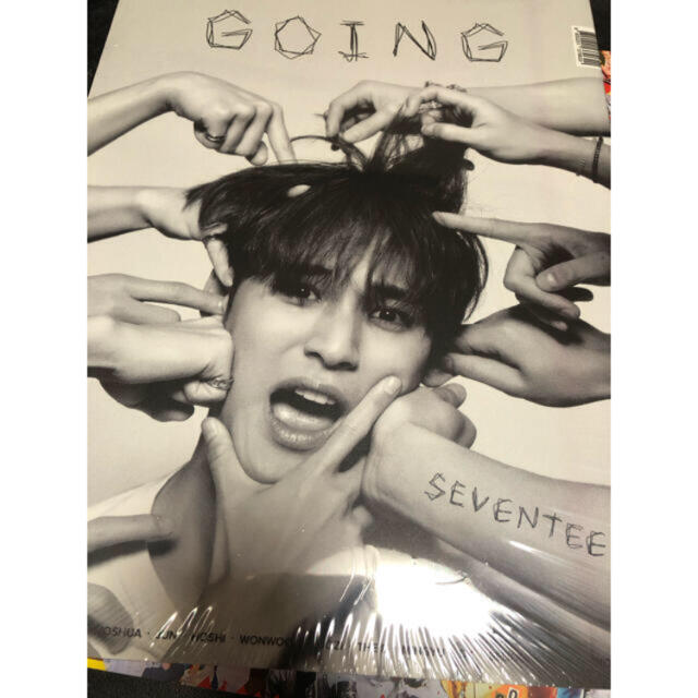 SEVENTEEN(セブンティーン)のgoing magazine 未開封 トレカ付き エンタメ/ホビーのタレントグッズ(アイドルグッズ)の商品写真