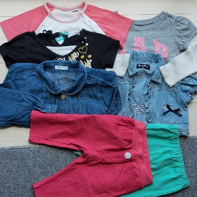 GAP(ギャップ)のTシャツ　半袖　長袖　パンツ　95　セット キッズ/ベビー/マタニティのキッズ服男の子用(90cm~)(Tシャツ/カットソー)の商品写真