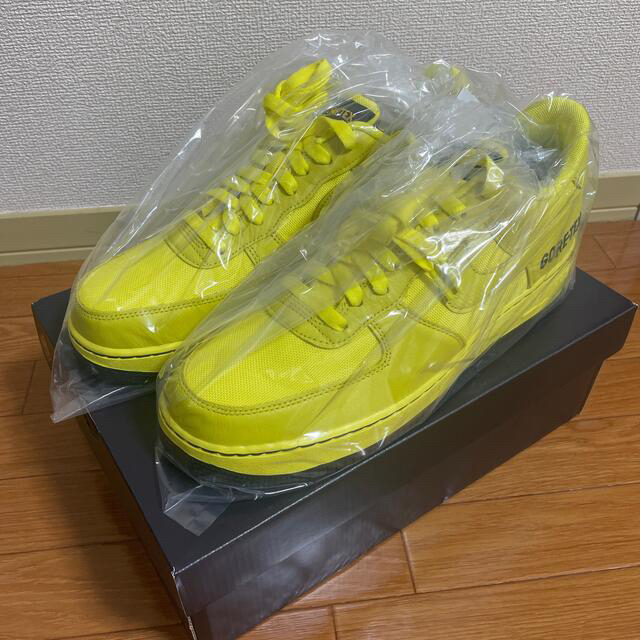 NIKE(ナイキ)のNIKE エアフォース1 GORE-TEX ゴアテックス イエロー 28.5cm メンズの靴/シューズ(スニーカー)の商品写真