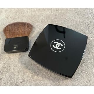 シャネル(CHANEL)のCHANEL 美品 フェイスパウダー プードゥル ルミエール グラッセ(フェイスパウダー)