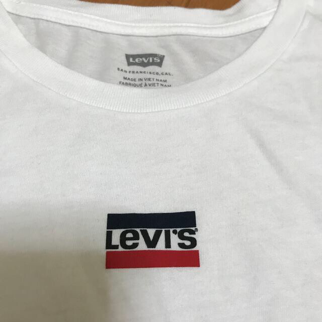 Levi's(リーバイス)の白T レディースのトップス(Tシャツ(半袖/袖なし))の商品写真