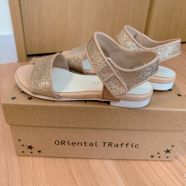 ORiental TRaffic(オリエンタルトラフィック)の【超美品】サンダル 子供 女の子 17cm oriental traffic  キッズ/ベビー/マタニティのキッズ靴/シューズ(15cm~)(サンダル)の商品写真