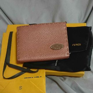 フェンディ(FENDI)のFENDI 折り 財布(財布)