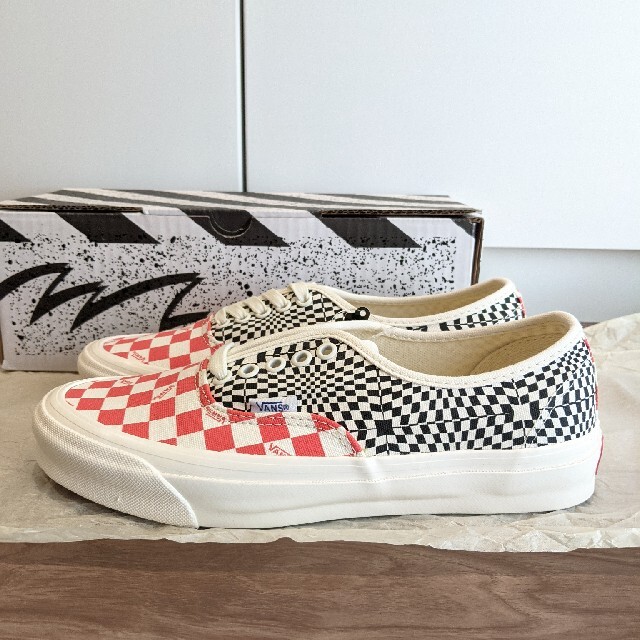 VANS VAULT(バンズボルト)の新品 US企画 VAULT BY VANS OG AUTHENTIC LX 靴 メンズの靴/シューズ(スニーカー)の商品写真