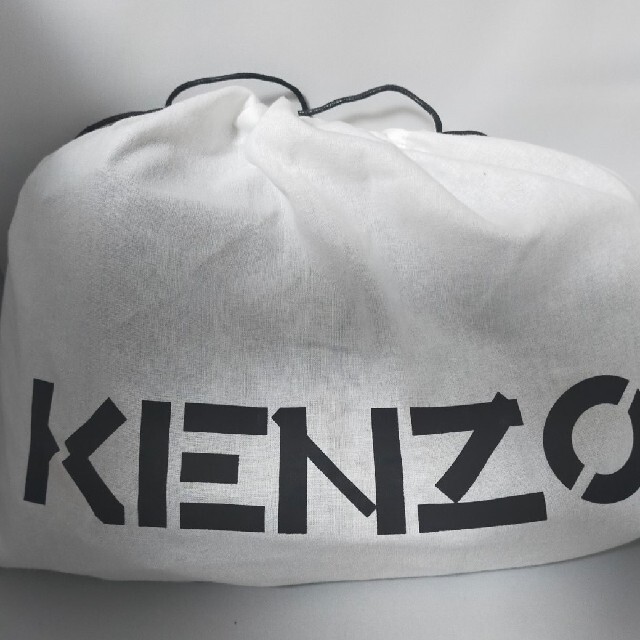 KENZO(ケンゾー)のケンゾー KENZO ボディバッグ ショルダーハーネス付き バックパック メンズ メンズのバッグ(バッグパック/リュック)の商品写真