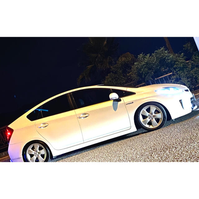 プリウス30系車高調 プリウス30系車高調