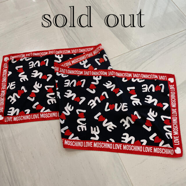 MOSCHINO(モスキーノ)の完売‼️モスキーノ   スカーフ　シルク　長方形 レディースのファッション小物(バンダナ/スカーフ)の商品写真