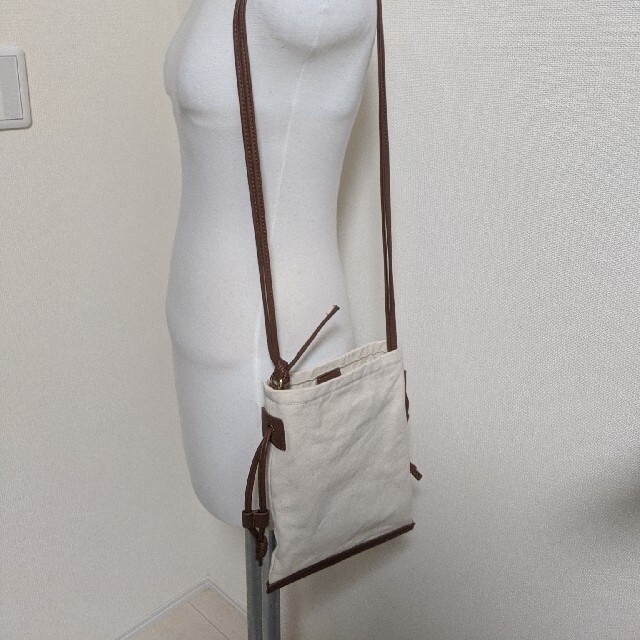 神戸レタス(コウベレタス)のキャンバス巾着バッグ　神戸レタス レディースのバッグ(ショルダーバッグ)の商品写真