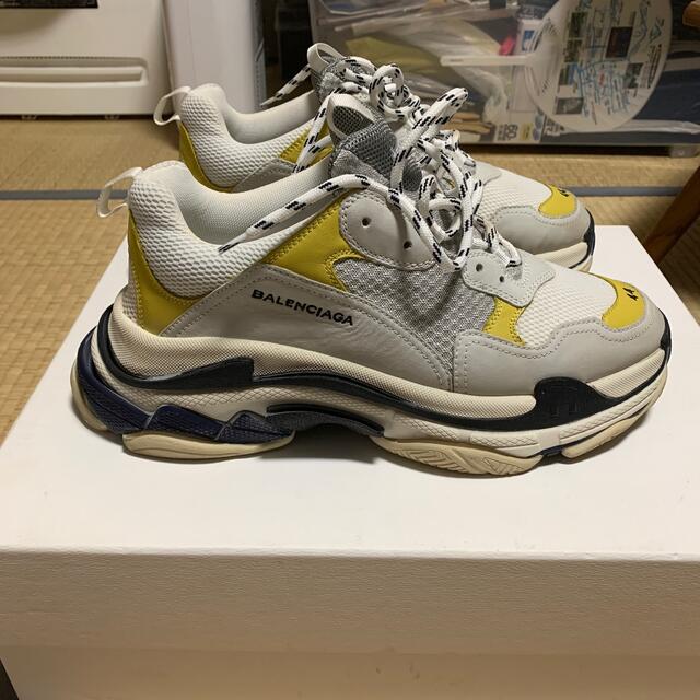 Balenciaga(バレンシアガ)のbalenciaga triple s 44 イタリア製 メンズの靴/シューズ(スニーカー)の商品写真