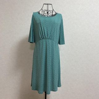 GILLI  ワンピースタグ付き　L   (M・Sもあります)お値下げしました。(ひざ丈ワンピース)